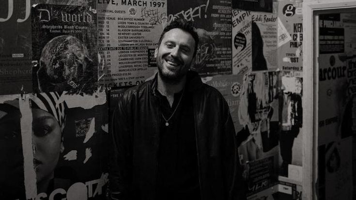 Cesare Cremonini: “Il successo, che bellissimo errore. Adesso sogno una vita”