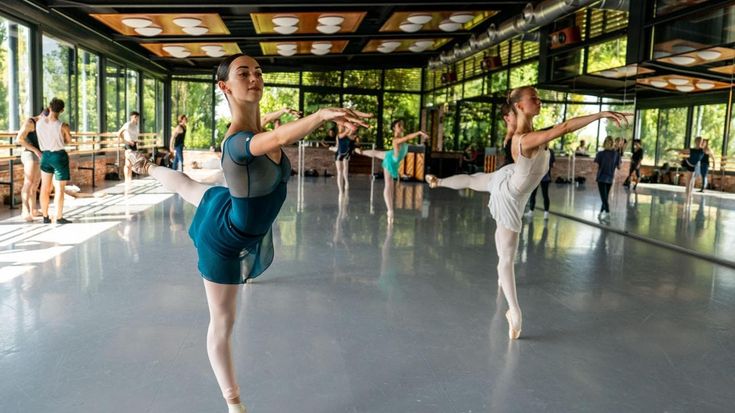L’Opéra di Parigidanza a Moncalvo