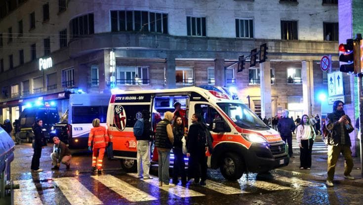 Idrante sull’ambulanza, lettera con 800 firme: “Si chiarisca”. La Questura: “Non intenzionale”