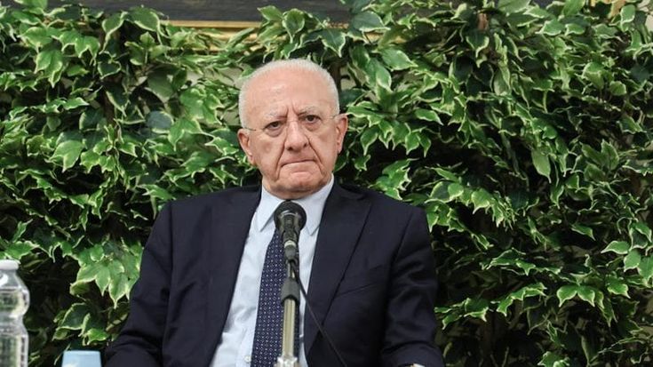 De Luca: “Il primo febbraio per la Pace in Duomo. Siamo col Papa”