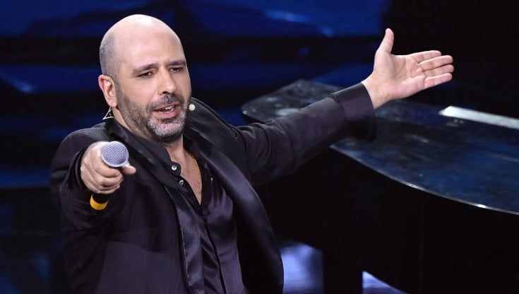 Perché è sbagliato indignarsi per Checco