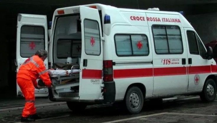 Incidente a Bra, muore motociclista