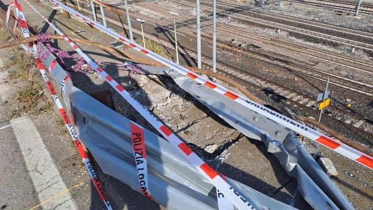 Strage del pullman di Mestre, tre indagati
