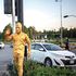 I misteriosi uomini d’oro di Islamabad: artisti di strada o spie dei servizi segreti?