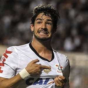 Lazio, suggestione Pato per l'attacco. Biglia ceduto per fare cassa 