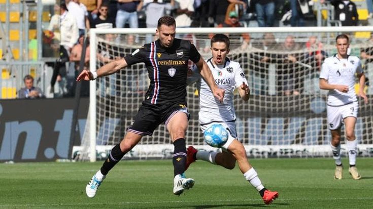 La Sampdoria si accontenta, lo Spezia è una furia. Derby al veleno, ma senza gol