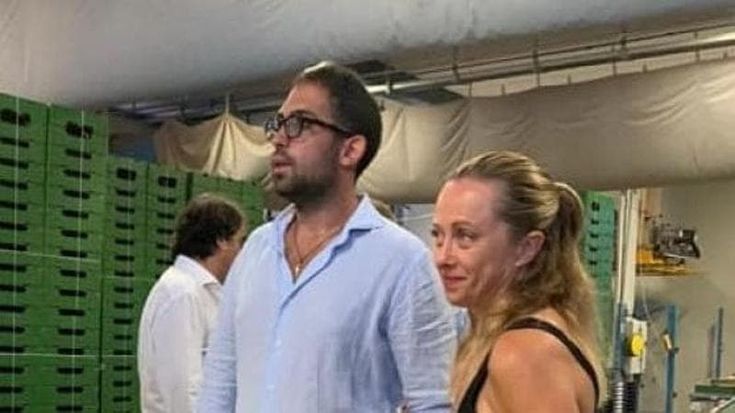 Pippo L’Abbate, il re dell’ortofrutta protagonista delle vacanze di Meloni in Puglia: “Ma non l’ho portata in Albania col gommone”