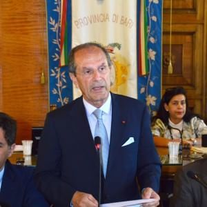 Bari, favori e appalti alla Provincia: "Anche il figlio di Schittulli nell'inchiesta"