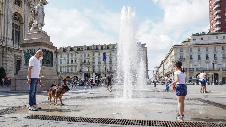 Previsioni meteo, arriva la piena estate. Nel fine settimana temperature fino a 30 gradi