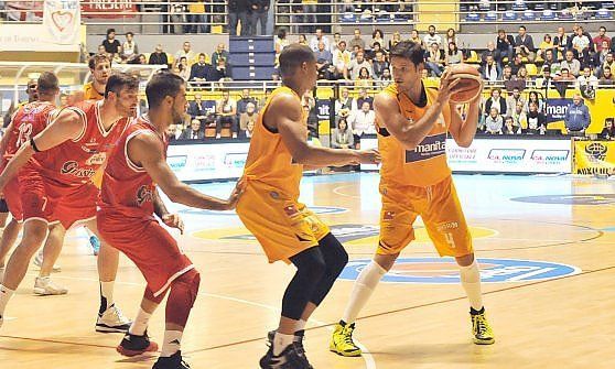Basket, la Manital Auxilium cede nell'esordio casalingo