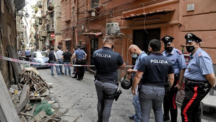 "Io, colpito dagli spari ai Quartieri Spagnoli sono tornato a casa: Dio ha fatto un miracolo"