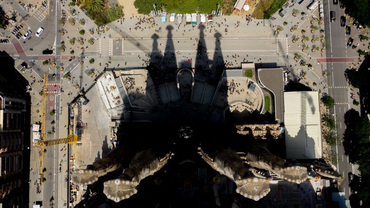 Sagrada Familia: le nuove torri faranno ombra al capolavoro sospeso di Gaudí