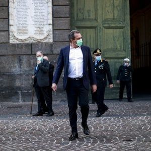 De Magistris: "Tamponi per tutti quelli che il 4 maggio tornano a Napoli dal Nord"