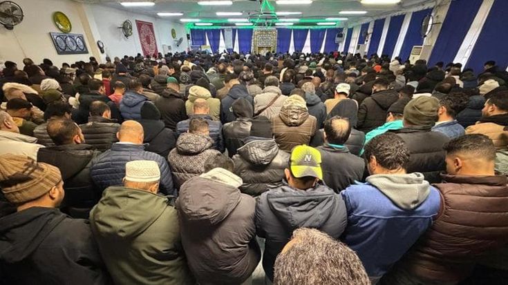 Inizia oggi il Ramadan, preghiere a turno in attesa della costruzione di una moschea in città