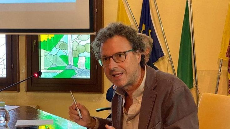 L’oncologo Zanon: “Cacciato dal volo per una foto. Ho pure soccorso un passeggero. Farò ricorso”