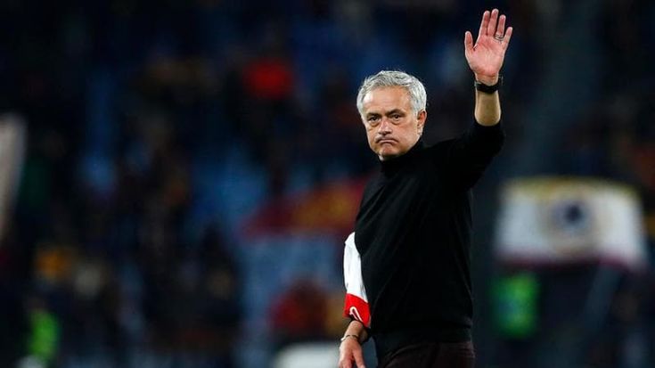Mourinho: “I Friedkin parlano con altri allenatori? Non voglio credere che non siano onesti con me...”