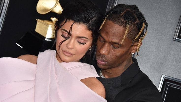 Kylie Jenner e il rapper Travis Scott annunciano la nascita del secondo figlio 