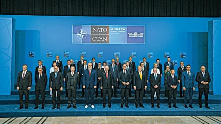 Piloti Nato liberi di colpire i russi, a un passo dal conflitto diretto sul fronte del Baltico