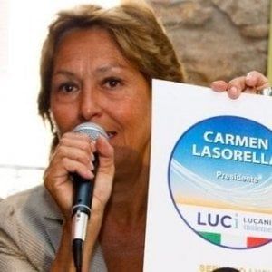 Potenza, Carmen Lasorella ritira la sua candidatura: "Ha prevalso l'inciucio" 