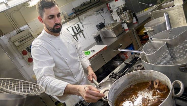 Menu tra i 48 e i 220 euro: la creatività degli chef torinesi per esorcizzare l’effetto virus