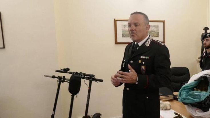 Voti nelle Rsa, si auto sospende la candidata di FdI intercettata con il carabiniere arrestato
