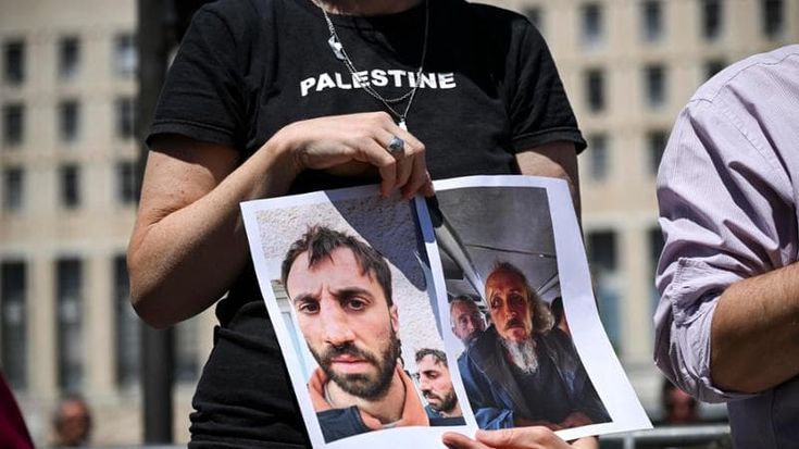 Flotilla, Abukeshek scarcerato da Israele è a Barcellona. Ávila in viaggio verso il Cairo