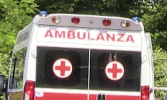 Erchie, incidente mortale in un cantiere: vittima un muratore 51enne caduto dall'impalcatura