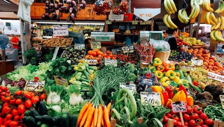 Genova, il caro pasqualina non frena i consumi della festa