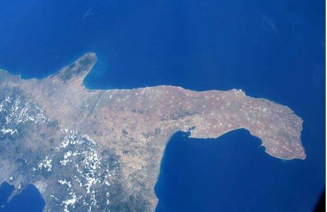 Parmitano saluta la Puglia dallo Spazio: "Senza nubi, come me la ricordo io"