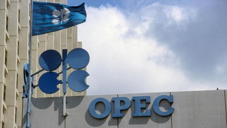 L’analista: “Addio all’Opec, per gli Emirati un riposizionamento strategico”