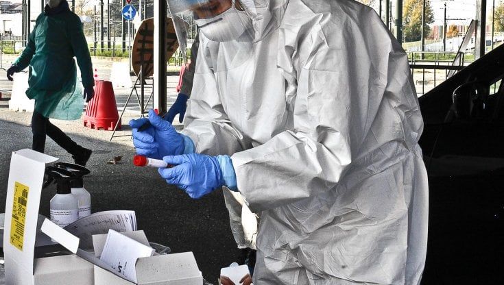 Coronavirus in Italia, bollettino di oggi:  753 nuovi casi e 56 morti