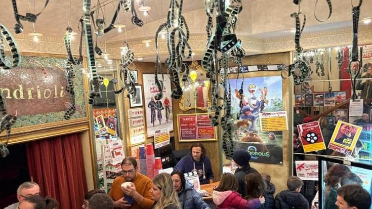 Nuovo cinema Mandrioli, nel paese di mille abitanti la sala più amata d’Italia