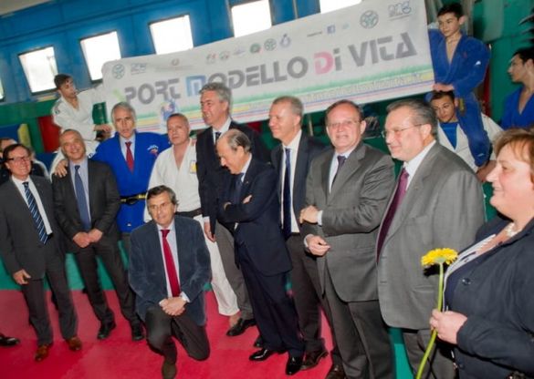 Il presidente del Coni, Malago' a Scampia