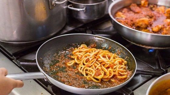 Pici all'aglione: 5 indirizzi per raccontare la cucina della memoria toscana