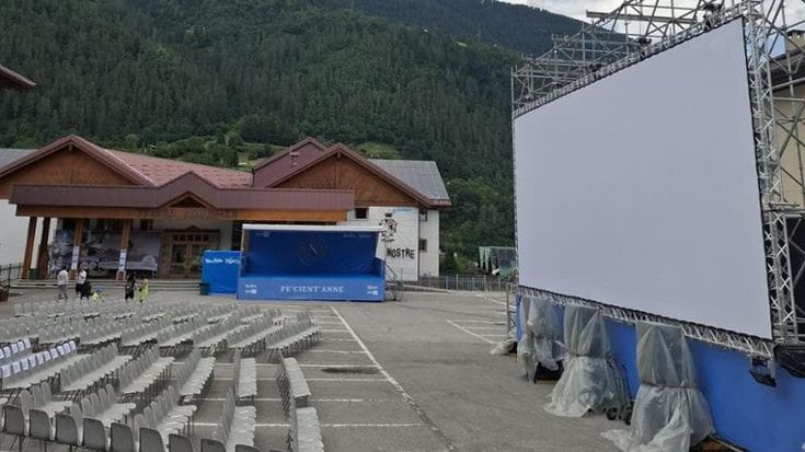 Grande attesa anche a Dimaro: maxi schermo e tifo per Messi. Disfida azzurra Marin-Barido