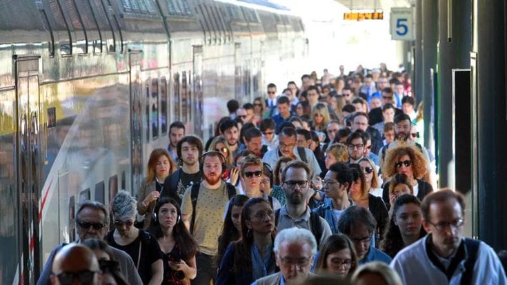 Contratto statali, più flessibilità per i pendolari e permessi per le visite dal medico di base