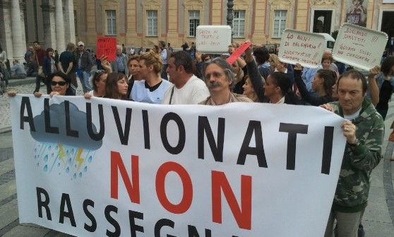 "Alluvionati, non rassegnati", sotto la Regione la rabbia dei commercianti