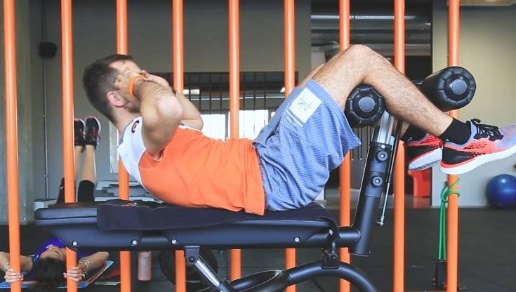 Pillole di Salute - È meglio fare gli addominali alla fine dell'allenamento?