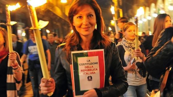 Musica, fiaccole, spettacoli e ricordi: così Torino rende omaggio alla Resistenza