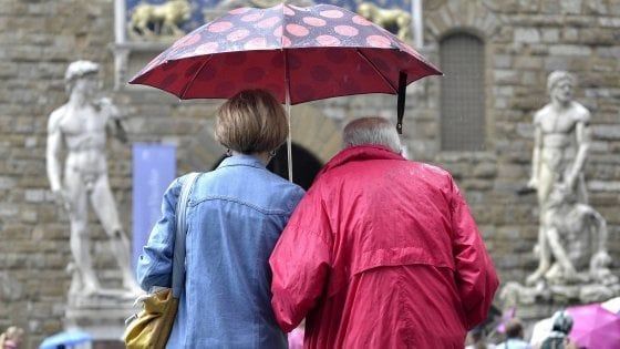 Maltempo, pioggia e vento in arrivo sulla Toscana