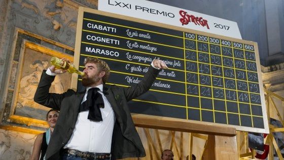 Premio Strega, Paolo Cognetti trionfa: 208 voti per 'Le otto montagne'