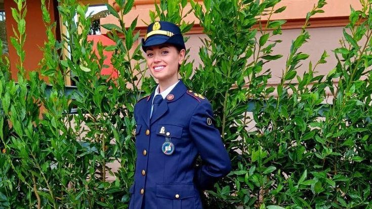 Suicida in hotel a Bardonecchia, la poliziotta voleva lasciare la divisa e tornare in Sicilia