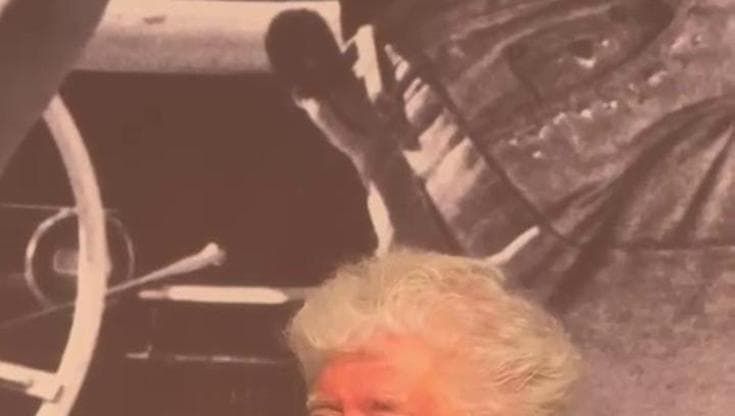 Pedro Almodóvar a Cannes: "L’artista deve parlare, non restare in silenzio"