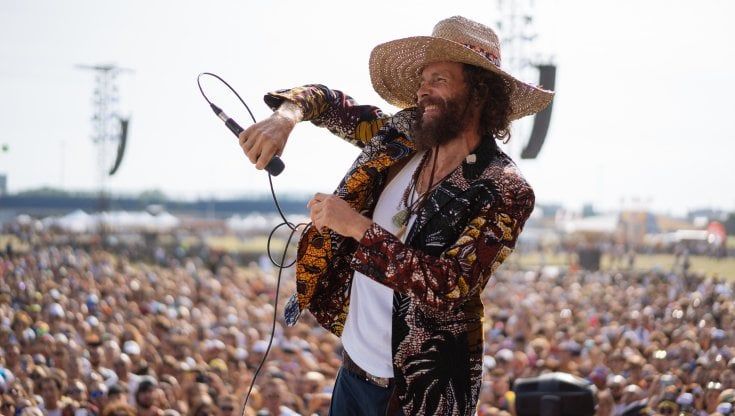 Ciao mamma, guarda come mangio al Jova Beach Party