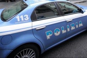 Termini, brucia tricolori<br />arrestato per vilipendio