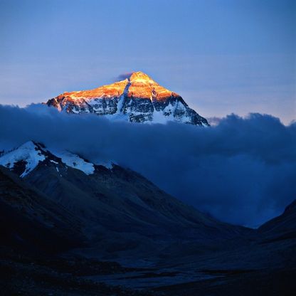 Passeggiata sui tetti del mondo: le montagne pi&ugrave; alte della terra