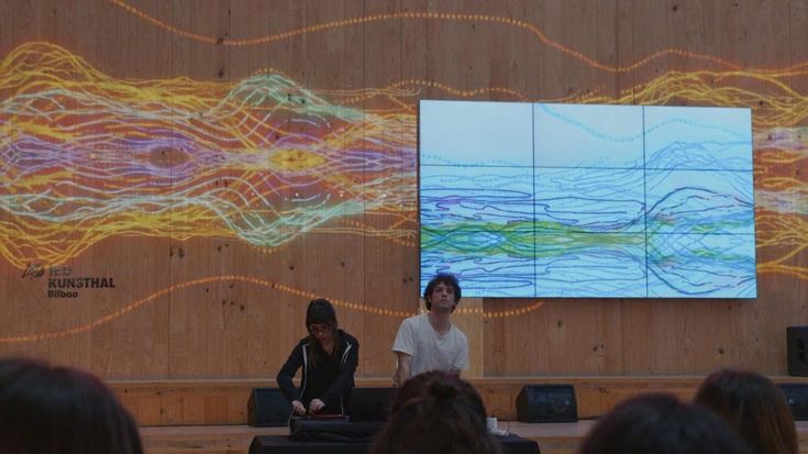 Gli studenti dello Ied a Bilbao raccontano la storia d’Italia con i manifesti della Triennale