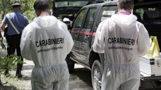 Siracusa, autopsia sul cadavere trovato in un sacco. Rimane senza nome