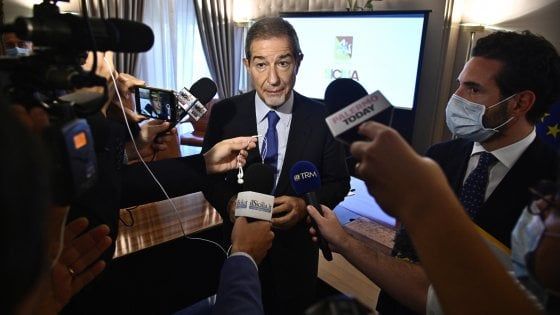 Sicilia, click day fallito: Musumeci ordina un'ispezione e striglia i dirigenti