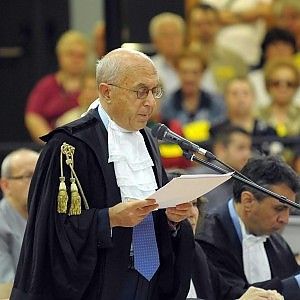 Strage Eternit, il magnate Schmidheiny accusato di omicidio volontario
